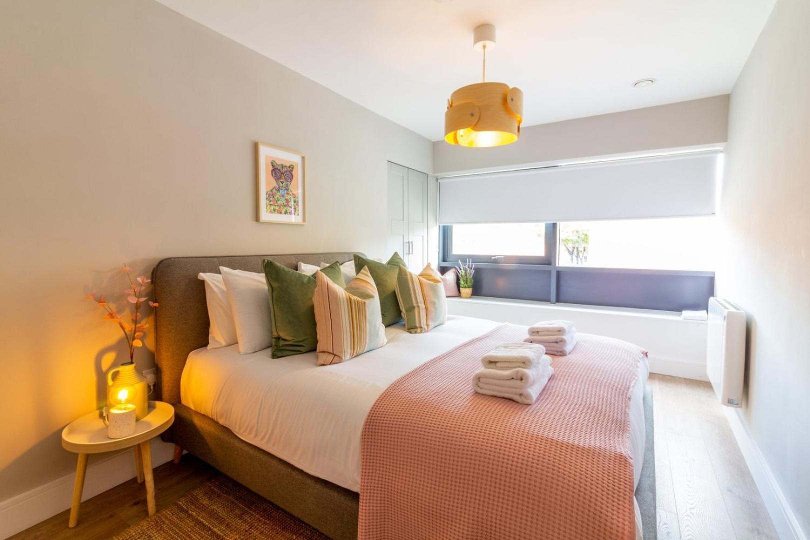 Guestready - Encantando O Apartamento 2Br No Newmarket Hall Dublin Bagian luar foto
